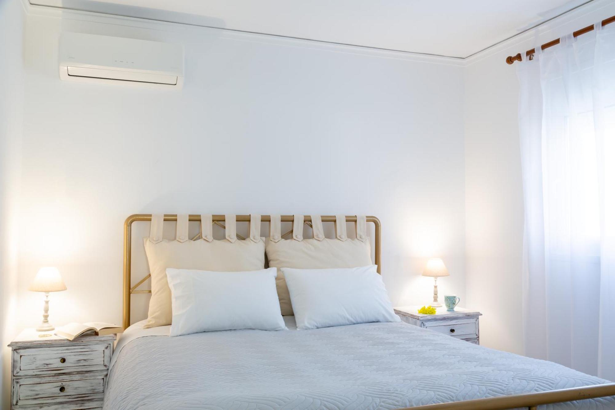Kineta Seaside Summer Apartments Bagian luar foto